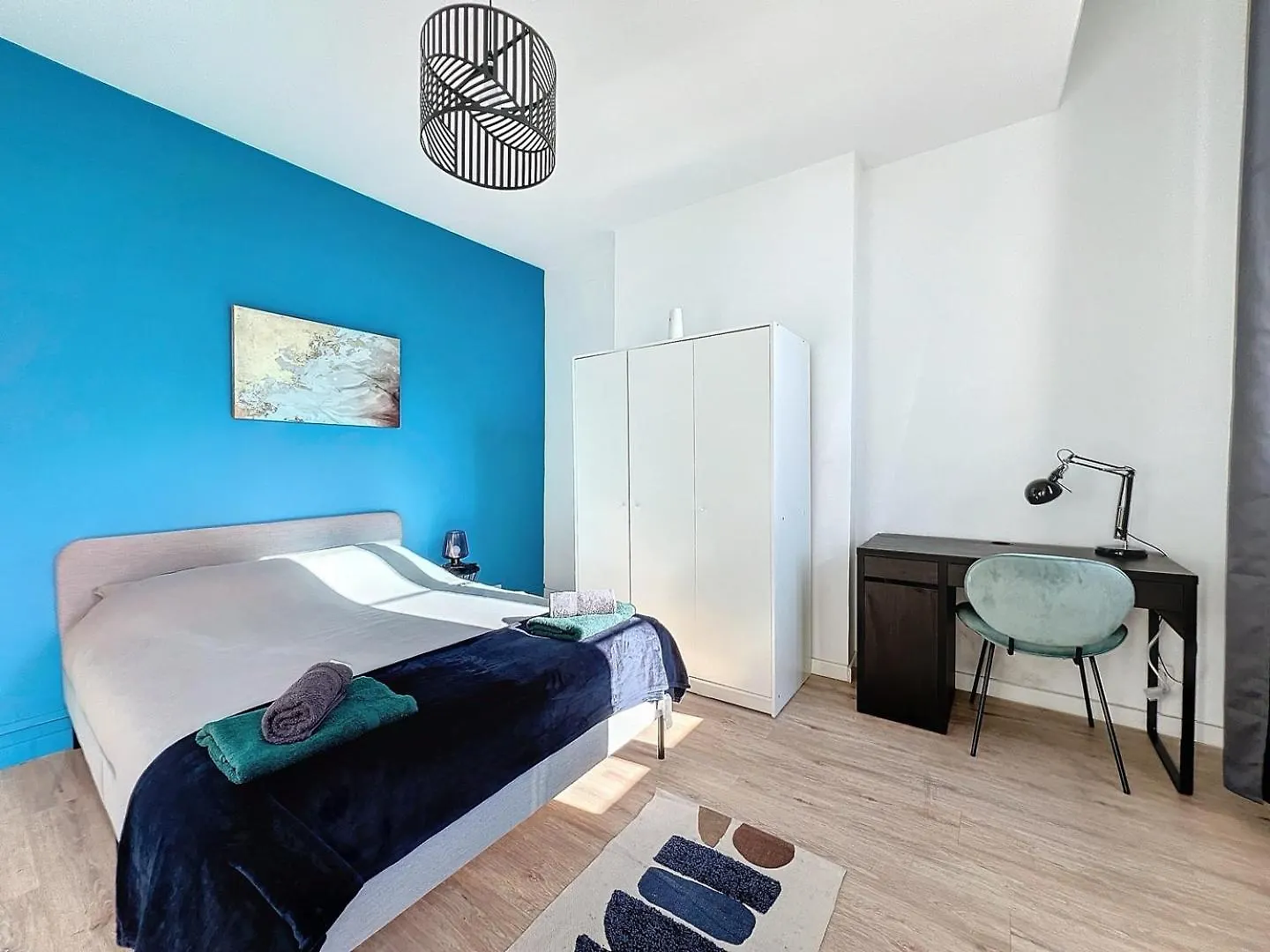 Grand Appartement Central - Trois Chambres - Les Freres De La Loc' Marseille 0*,
