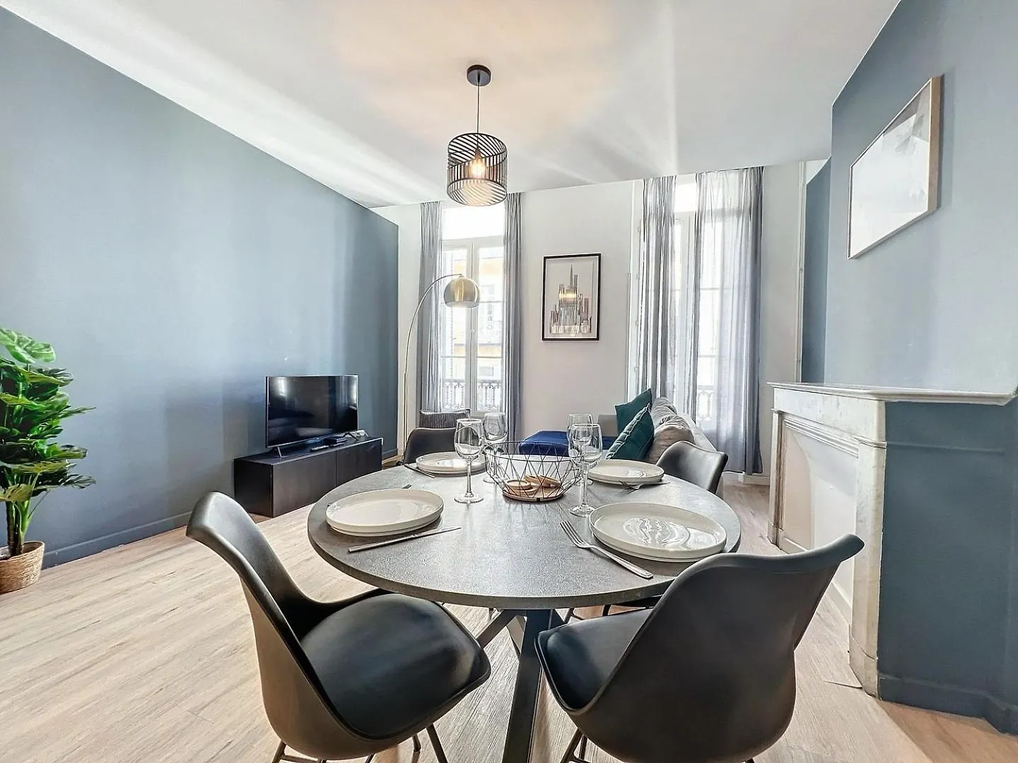 Daire Grand Appartement Central - Trois Chambres - Les Freres De La Loc' Marsilya