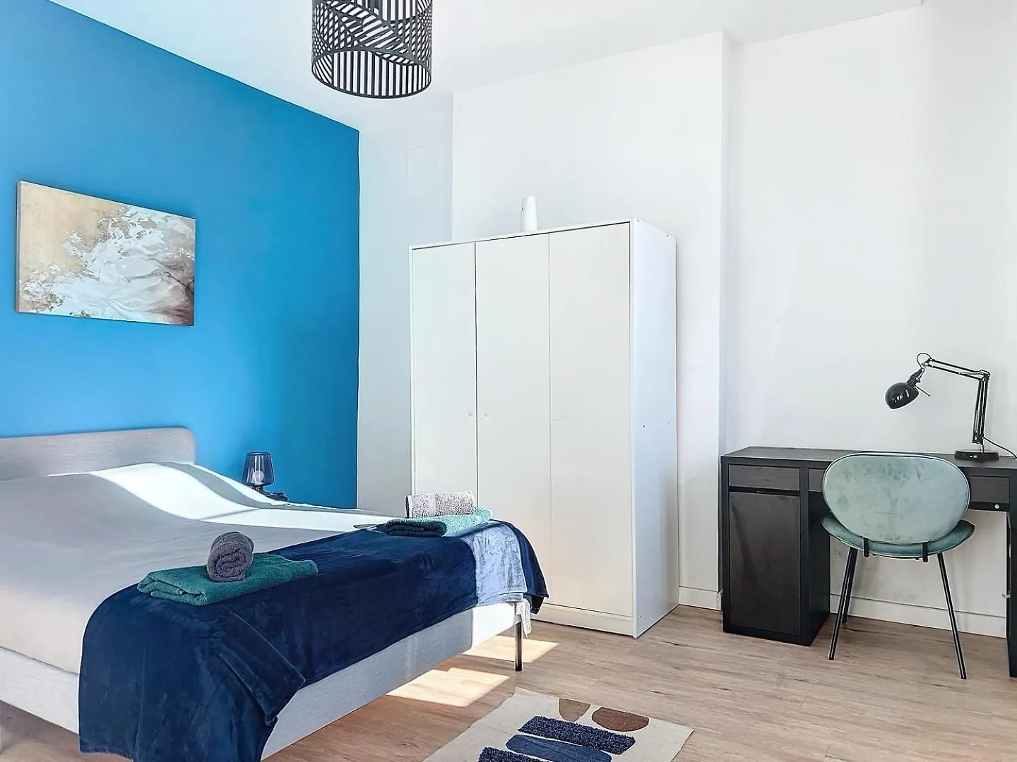 Grand Appartement Central - Trois Chambres - Les Freres De La Loc' Marsilya Daire