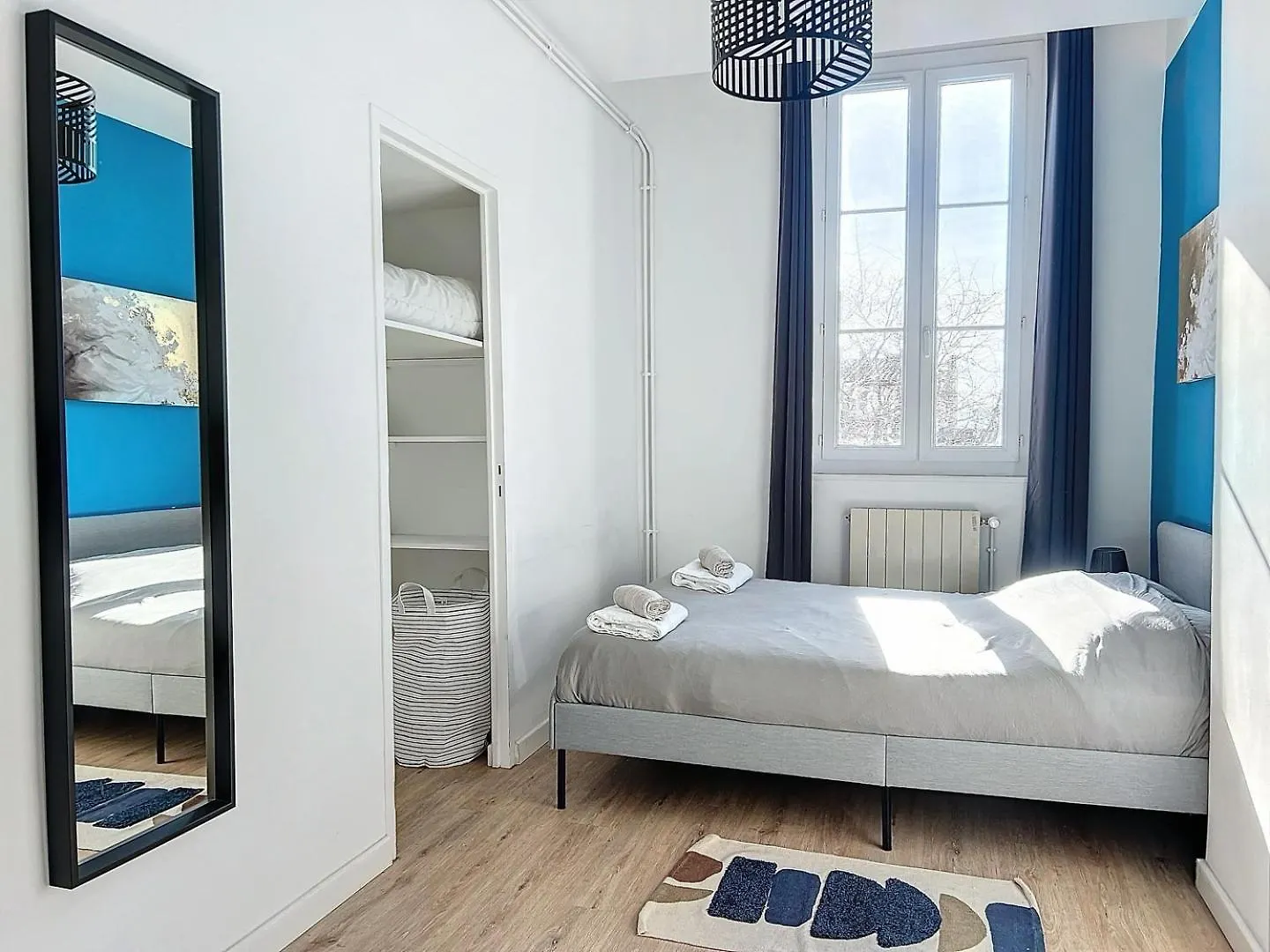 Апартаменты Grand Appartement Central - Trois Chambres - Les Freres De La Loc' Марсель