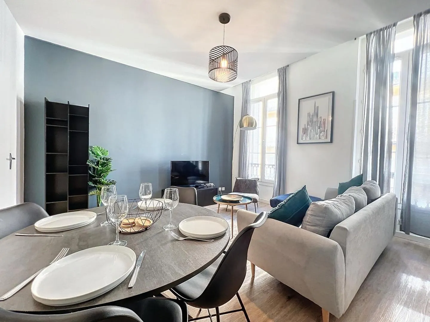 Grand Appartement Central - Trois Chambres - Les Freres De La Loc' Марсель 0*,